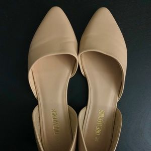 Dream Pairs Nude Pointy Toed Ballet Flats